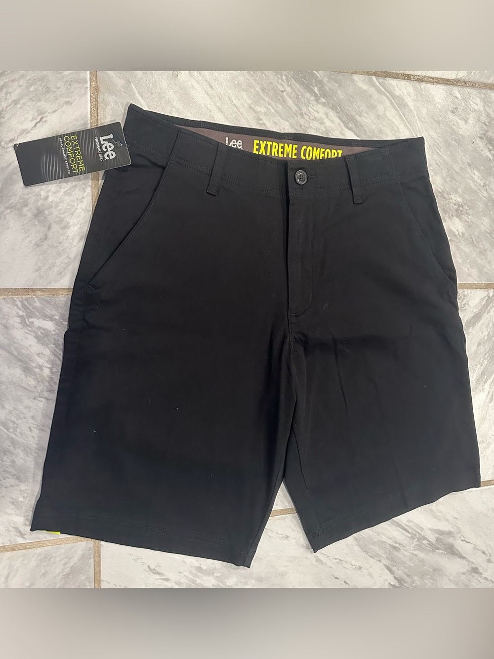 NWT Lee Mens Black Extreme Comfort Shorts Performance Series Size 33W